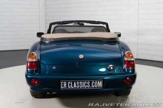 MG RV8 1993