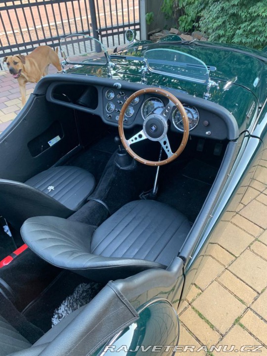 Triumph TR2 1955