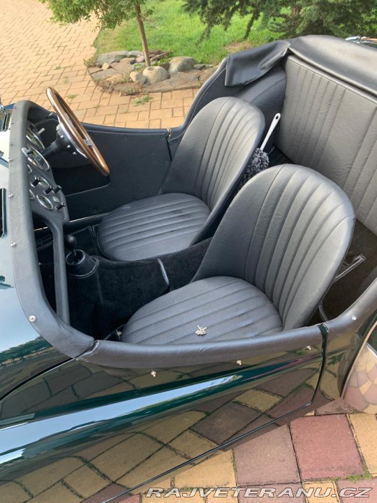 Triumph TR2 1955