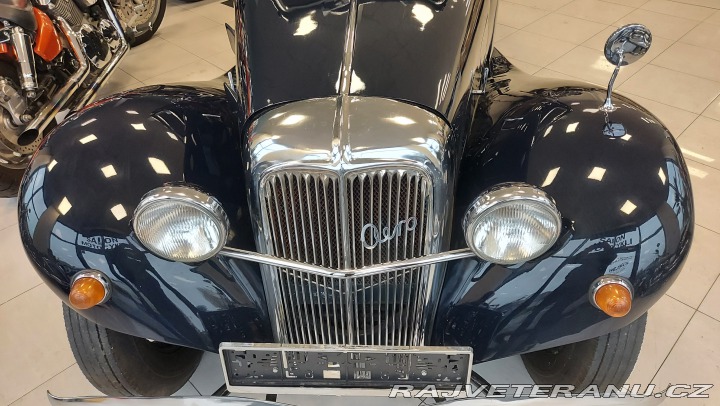 Aero 30 Aero 30 krasny 1937
