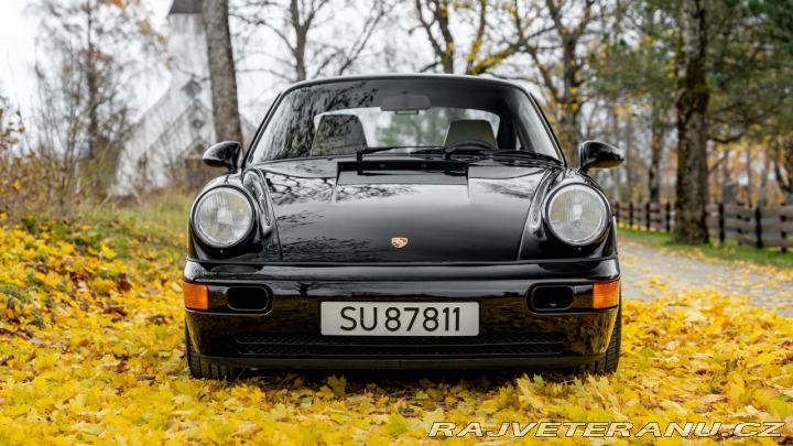 Porsche 911 Carrera 1990