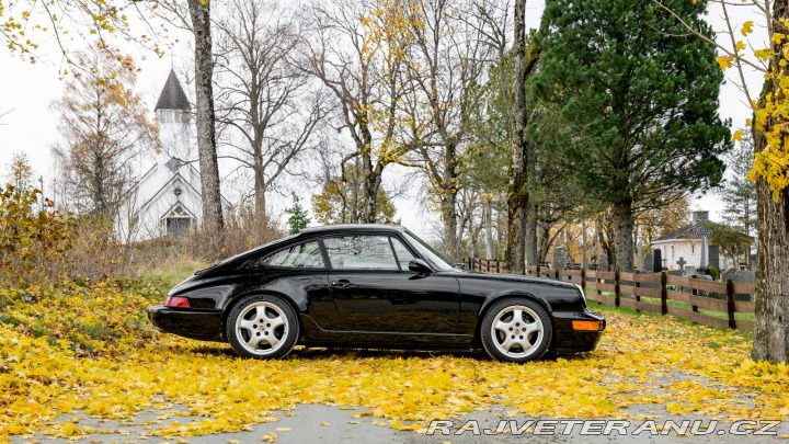 Porsche 911 Carrera 1990