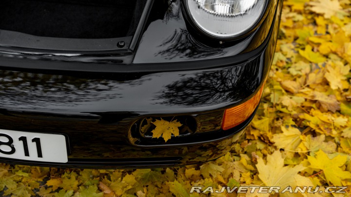 Porsche 911 Carrera 1990