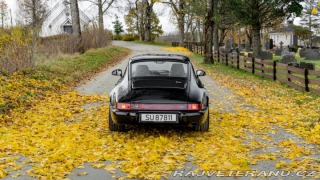 Porsche 911 Carrera 1990