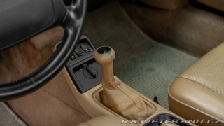 Porsche 911 Carrera 1990