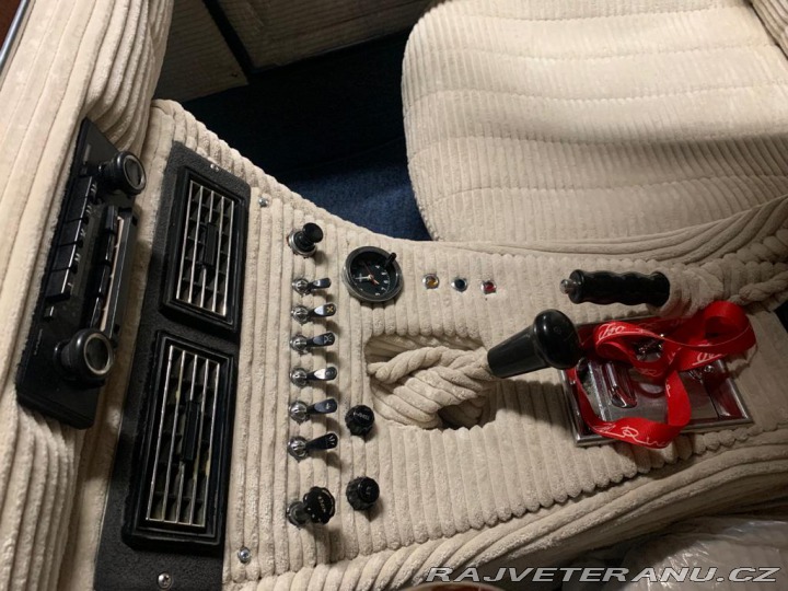 Ostatní značky Ostatní modely Iso Rivolta Lele 1974