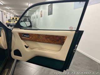 Aston Martin Virage  1991