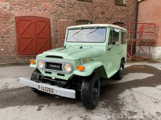 Toyota Land Cruiser FJ40