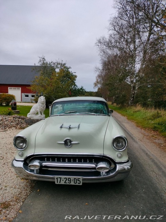 Oldsmobile 98 Holiday coupe