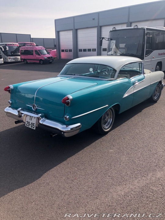 Oldsmobile 98 Holiday coupe 1955