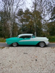Oldsmobile 98 Holiday coupe 1955
