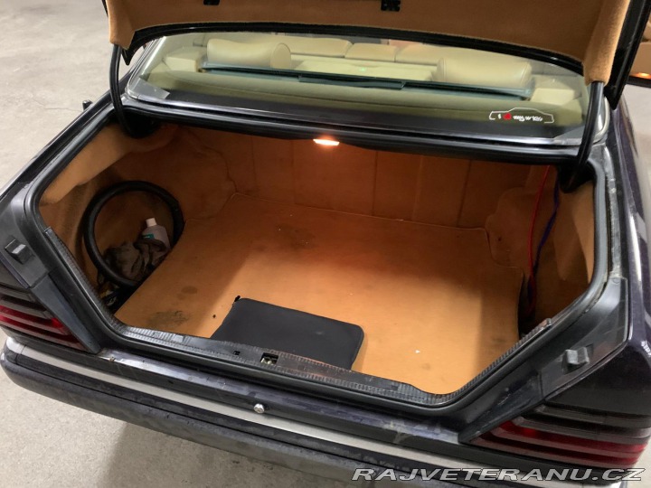 Mercedes-Benz Ostatní modely W124 Coupe 1992