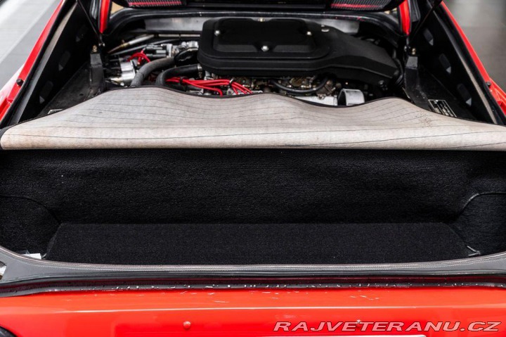Ferrari 308 GTS (targa) PLNÝ SERVIS 1979