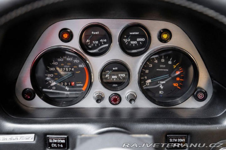 Ferrari 308 GTS (targa) PLNÝ SERVIS 1979