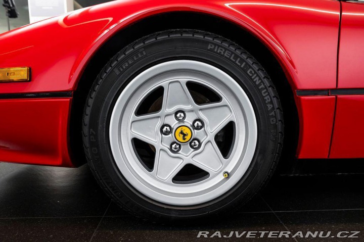Ferrari 308 GTS (targa) PLNÝ SERVIS 1979
