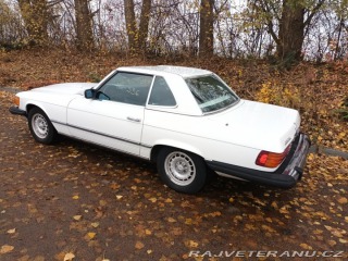 Mercedes-Benz SL 107 1984