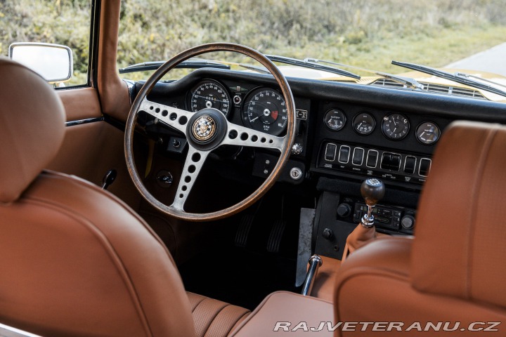 Jaguar E-Type S2 1969
