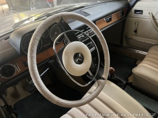 Mercedes-Benz 280 114 C280 1975