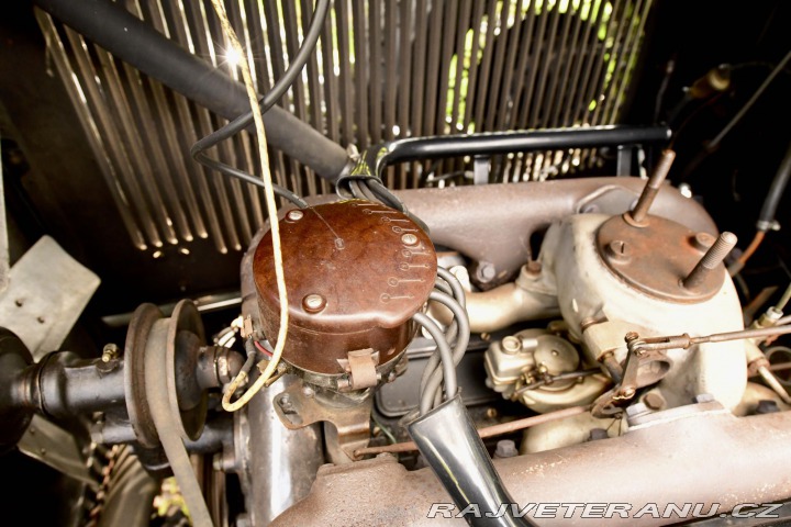 Cadillac Ostatní modely 353 V8 Town Sedan(1) 1930