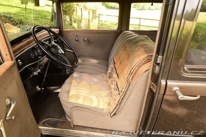 Cadillac Ostatní modely 353 V8 Town Sedan(1) 1930