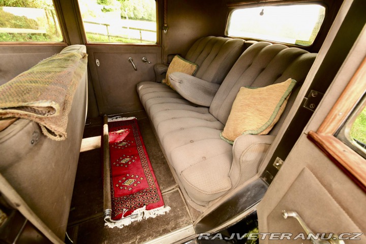 Cadillac Ostatní modely 353 V8 Town Sedan(1) 1930