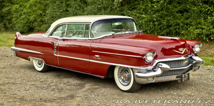 Cadillac Series 62 Coupe Deville (1) 1956