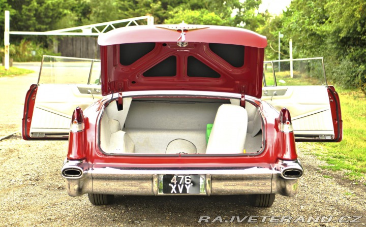 Cadillac Series 62 Coupe Deville (1) 1956