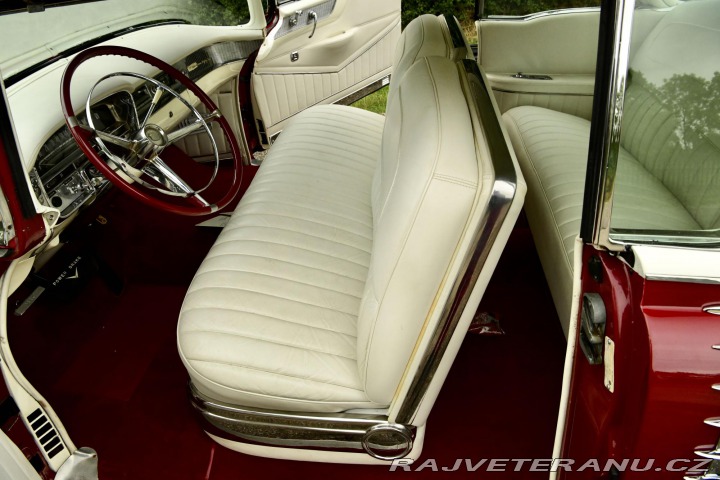 Cadillac Series 62 Coupe Deville (1) 1956