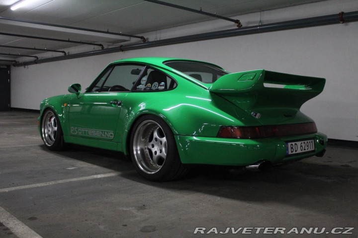 Porsche 911 1992