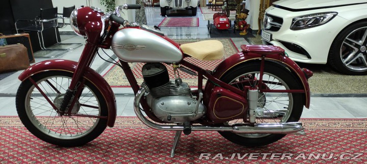 Jawa 250 250/11 Pérák 1948