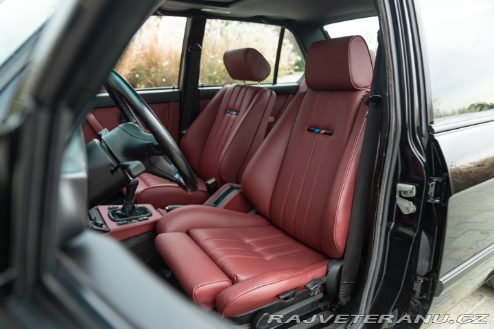 BMW M5 1988 BMW M5 E28 1988