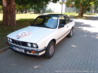 BMW 3 E30