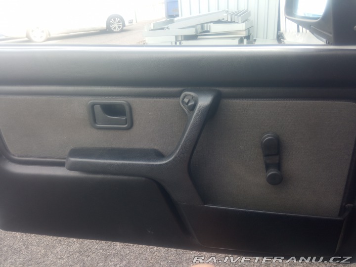 BMW 3 E30 1984