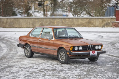 BMW 3 320i E21