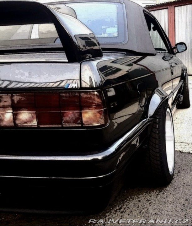 BMW 3 E30 325i 1986