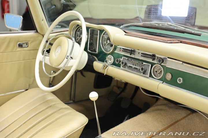 Mercedes-Benz SL 250 1966