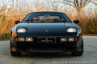 Porsche 928 1985
