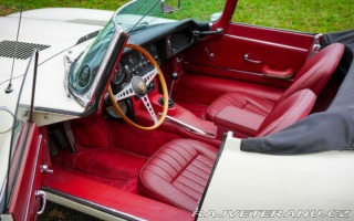 Jaguar E-Type  1966