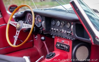 Jaguar E-Type  1966