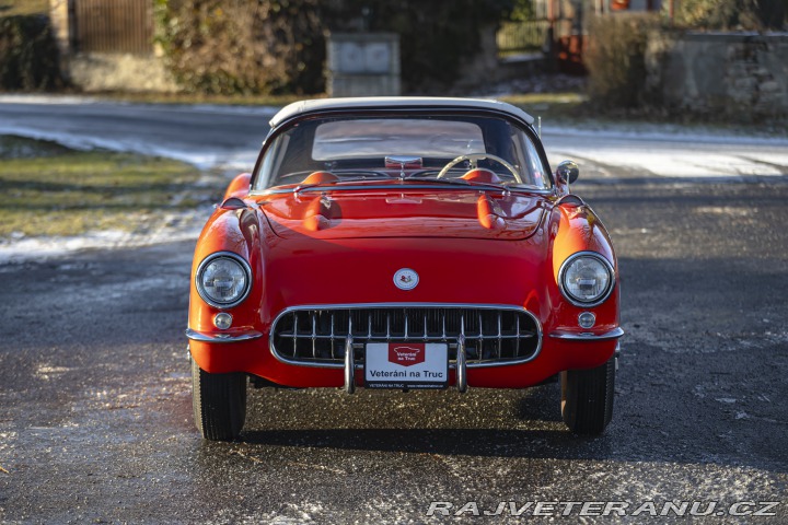 Chevrolet Corvette C1 283 cu in (4.6 L) 1957