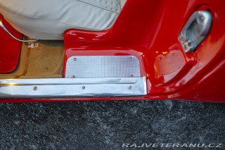 Chevrolet Corvette C1 283 cu in (4.6 L) 1957