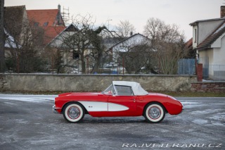 Chevrolet Corvette C1 283 cu in (4.6 L) 1957