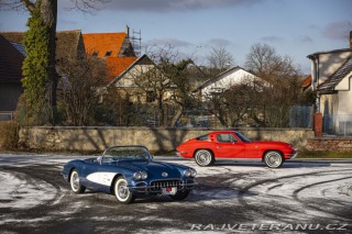 Chevrolet Corvette C1 283 cu in (4.6 L) 1960
