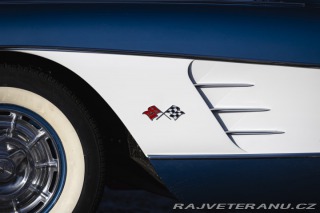 Chevrolet Corvette C1 283 cu in (4.6 L) 1960