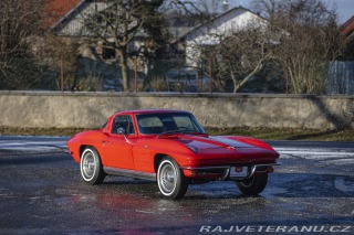 Chevrolet Corvette C2 327 cu in (5.4 L)