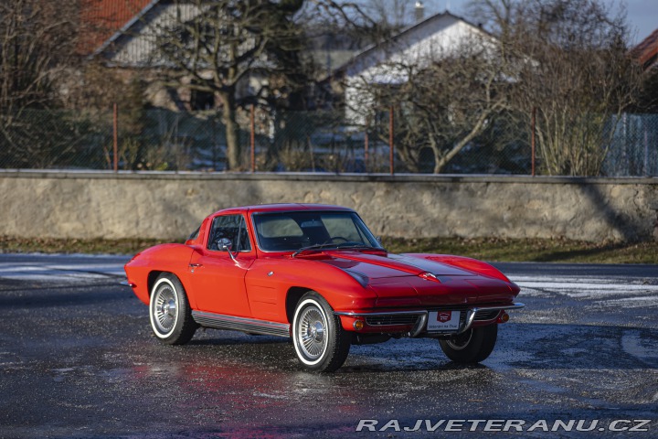 Chevrolet Corvette C2 327 cu in (5.4 L) 1964