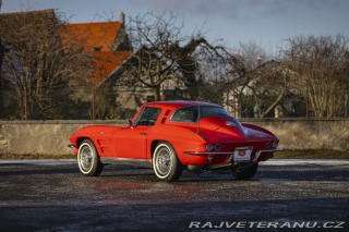 Chevrolet Corvette C2 327 cu in (5.4 L) 1964