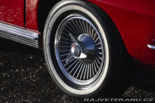 Chevrolet Corvette C2 327 cu in (5.4 L) 1964