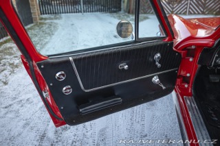 Chevrolet Corvette C2 327 cu in (5.4 L) 1964