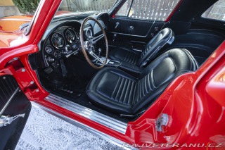 Chevrolet Corvette C2 327 cu in (5.4 L) 1964
